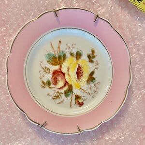 Floral decorative plate